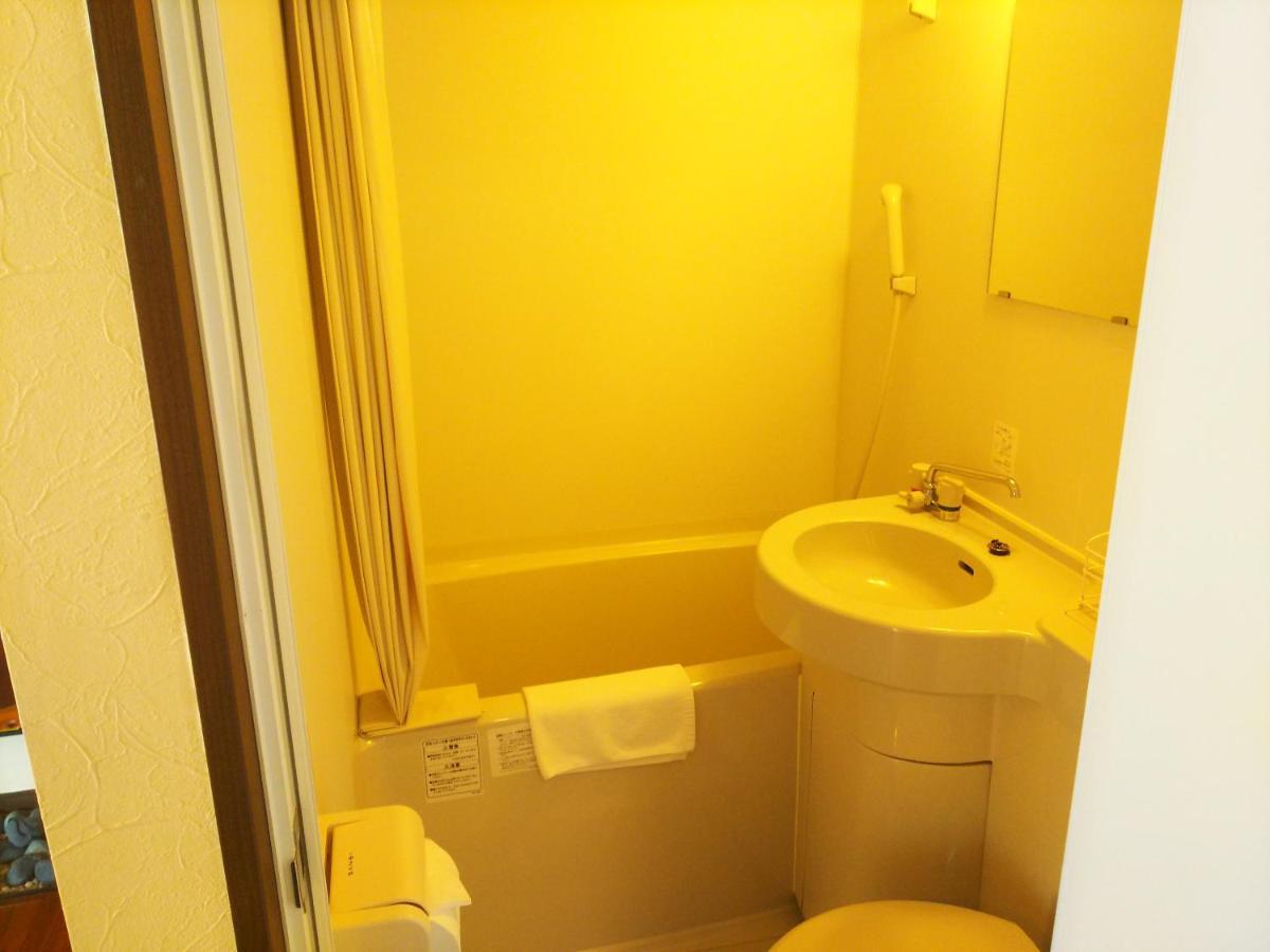 Urban Condominium Wafutei Наха Екстериор снимка
