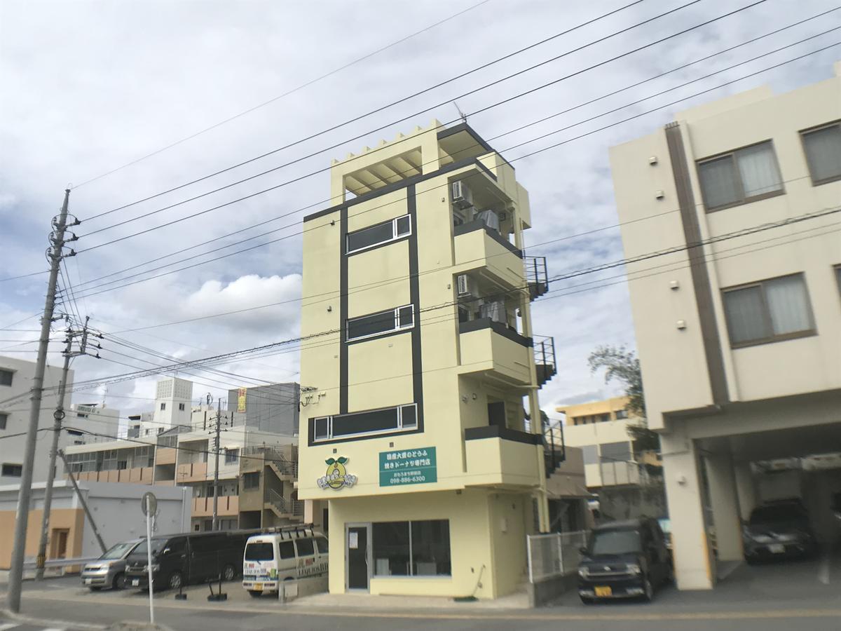 Urban Condominium Wafutei Наха Екстериор снимка
