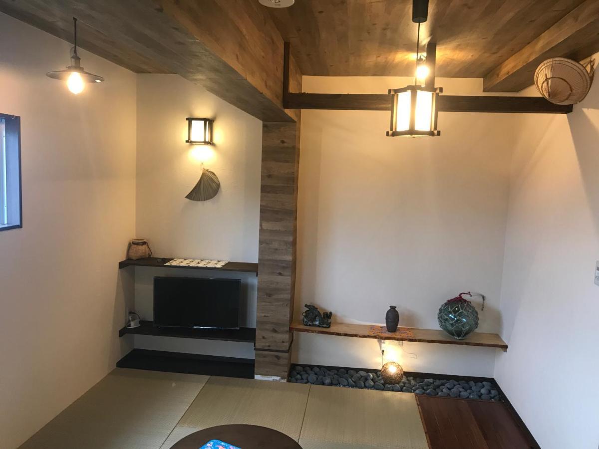Urban Condominium Wafutei Наха Стая снимка