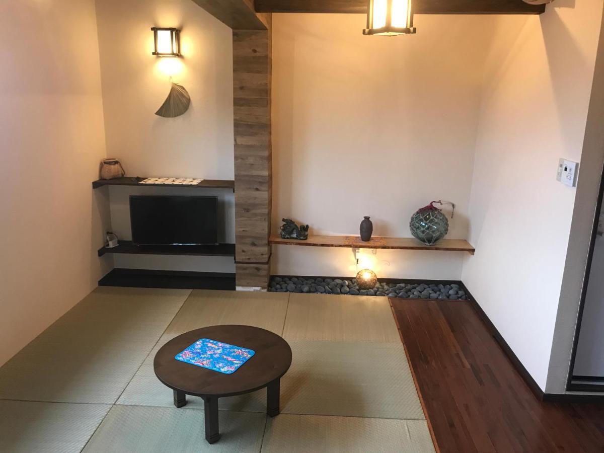 Urban Condominium Wafutei Наха Стая снимка